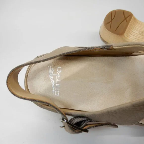 DANSKO Lucia Slingback Clog Pumps Shoes Size 40 9.5 10 Taupe Nubuck NEW $159 - Picture 11 of 14